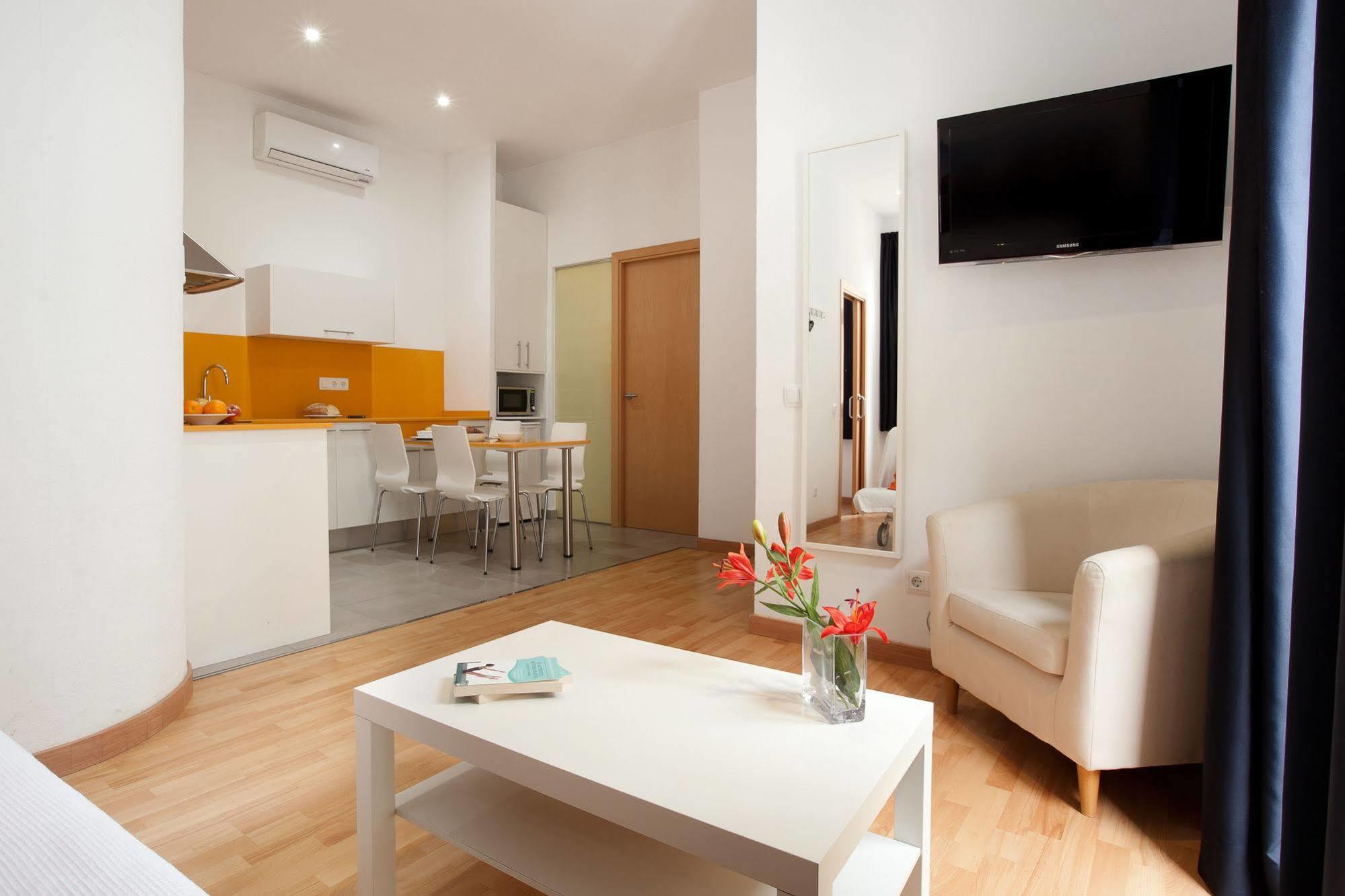 Castro Exclusive Residences Gracia Barcelone Extérieur photo